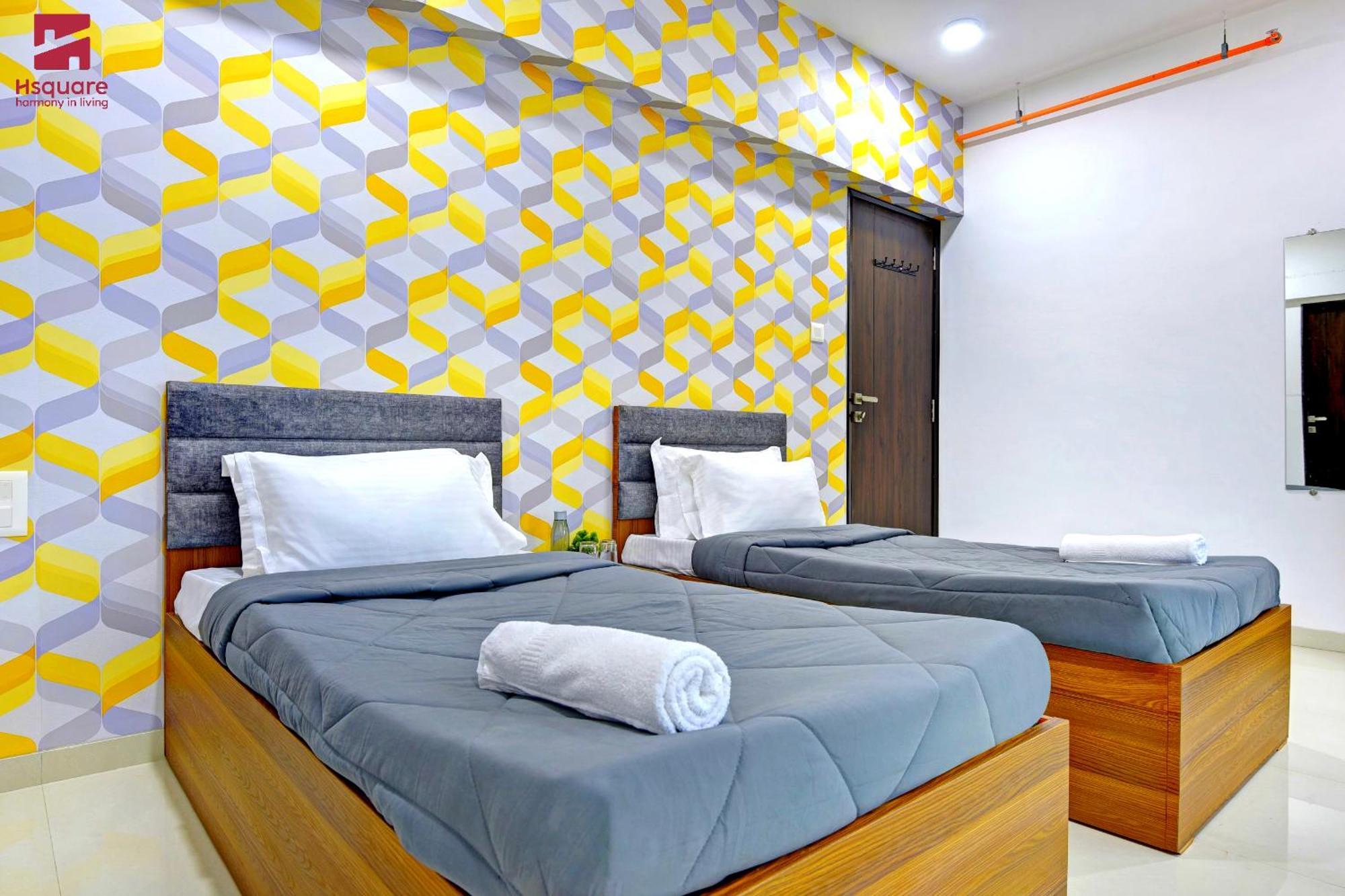 Hsquare Luxury Apartments Goregaon 孟买 外观 照片
